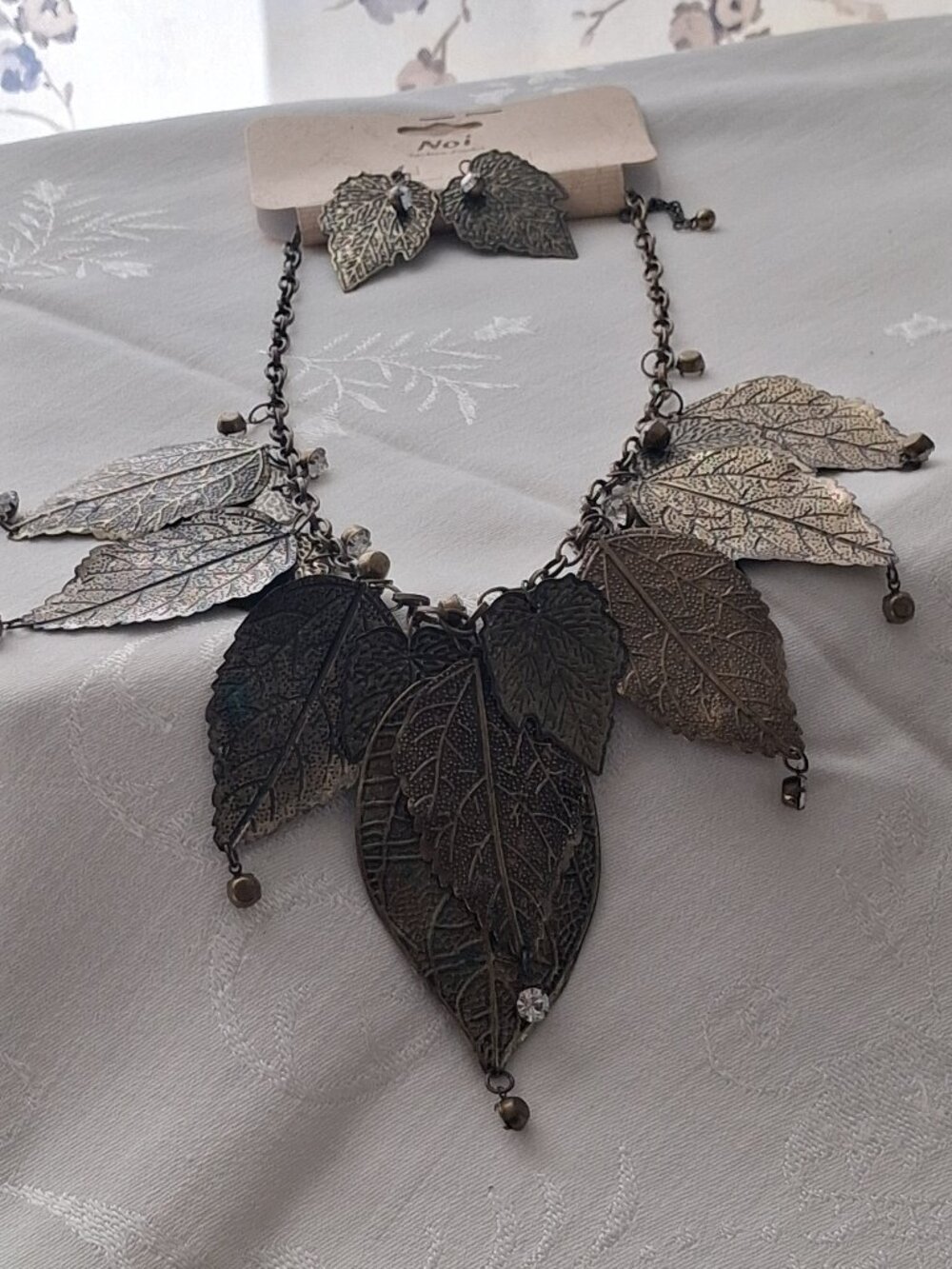 Noi Leaf Statement Necklace & Earrings Set Antique Bronze Silver Tone